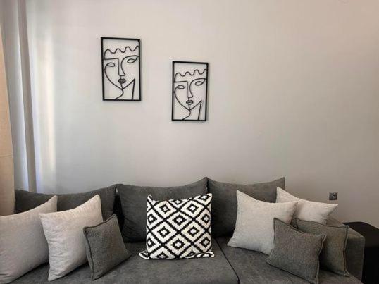 Greysuites *